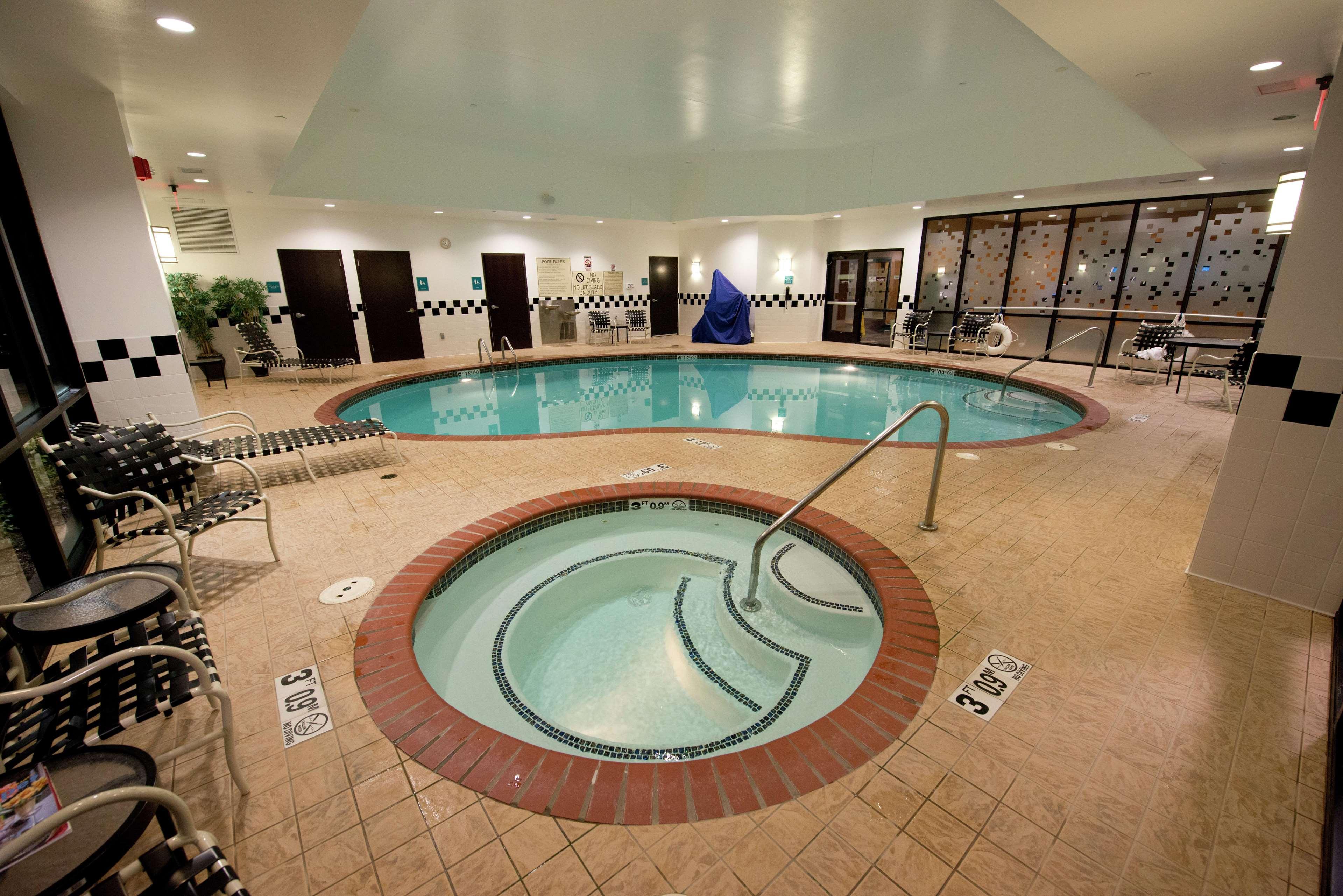 Doubletree Suites By Hilton Bentonville Zewnętrze zdjęcie