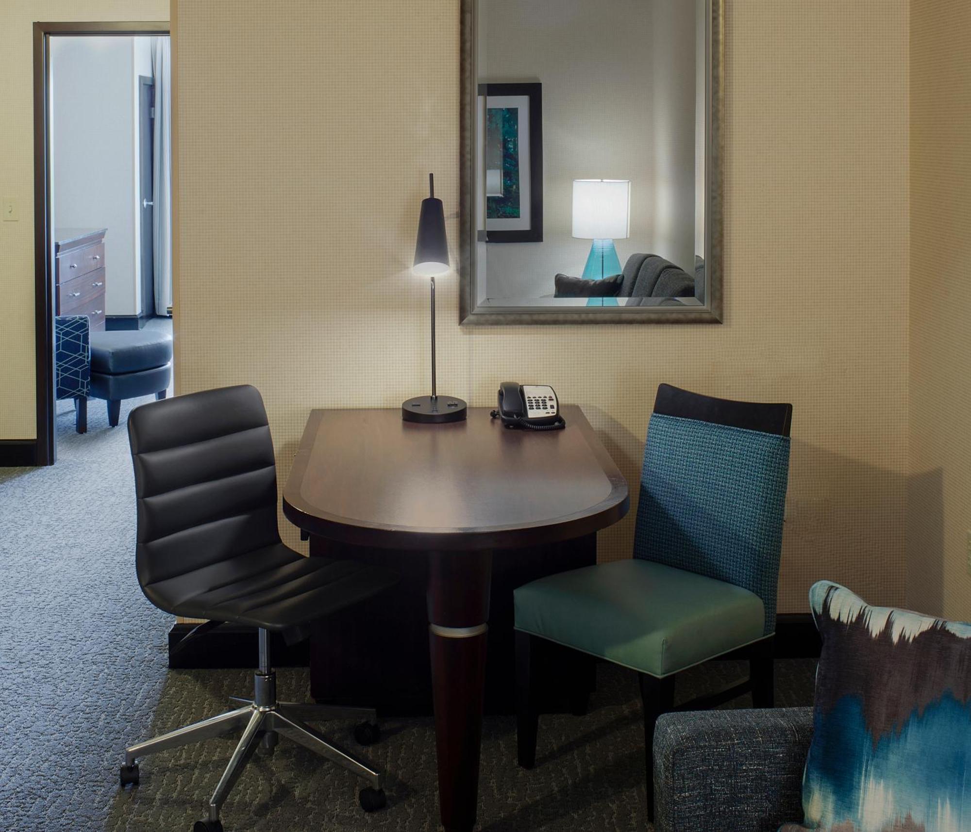 Doubletree Suites By Hilton Bentonville Zewnętrze zdjęcie