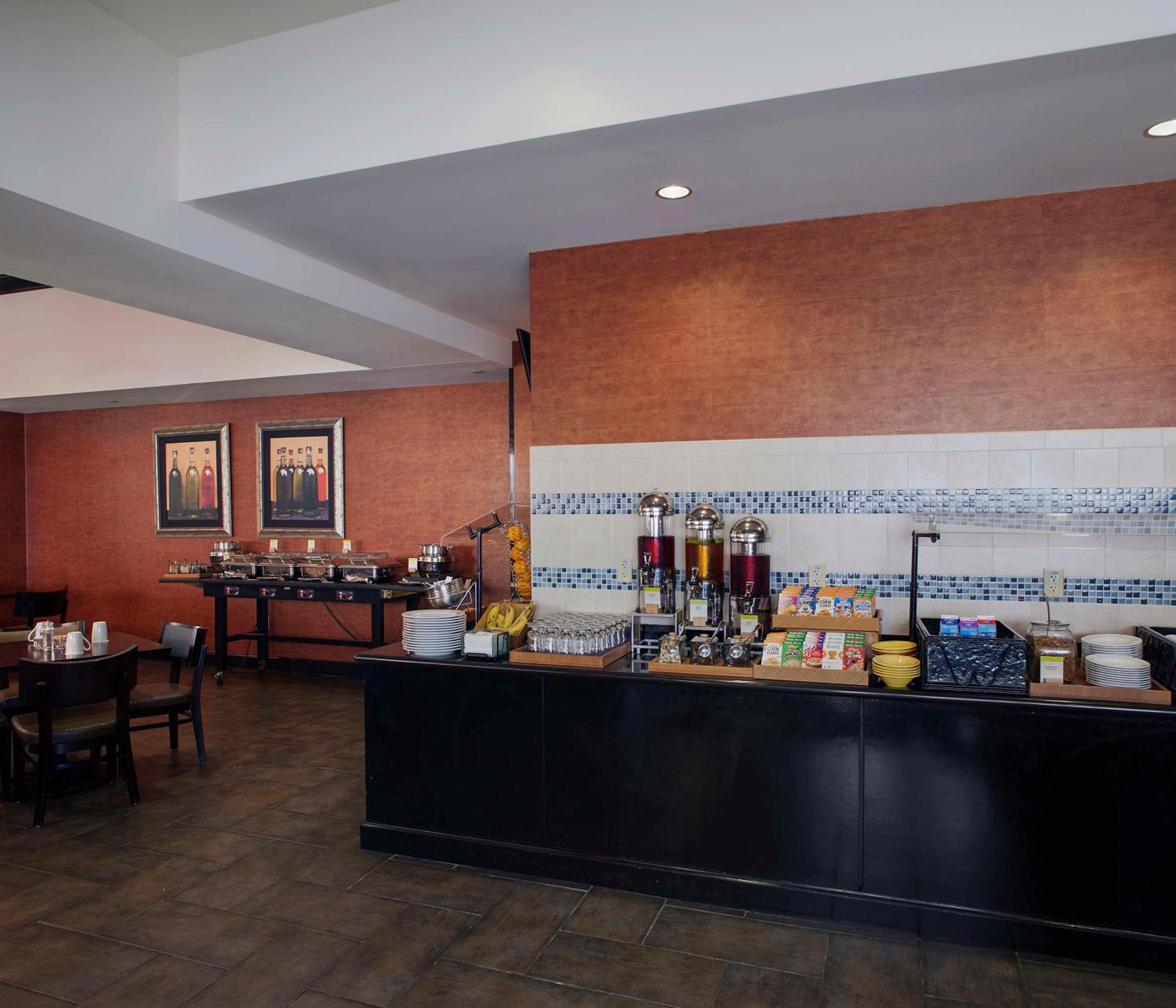 Doubletree Suites By Hilton Bentonville Zewnętrze zdjęcie