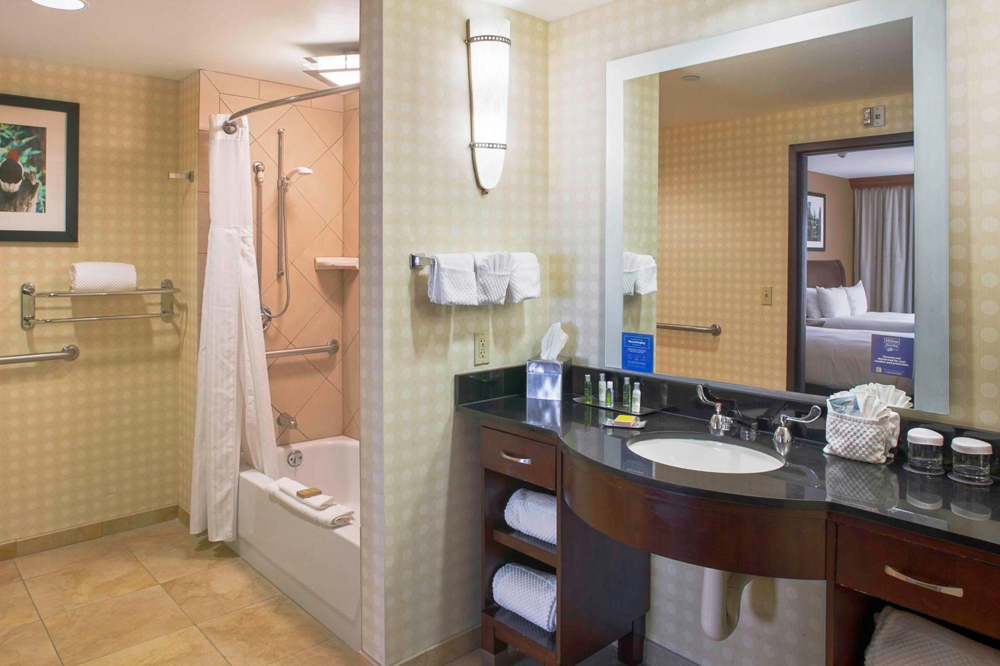 Doubletree Suites By Hilton Bentonville Zewnętrze zdjęcie