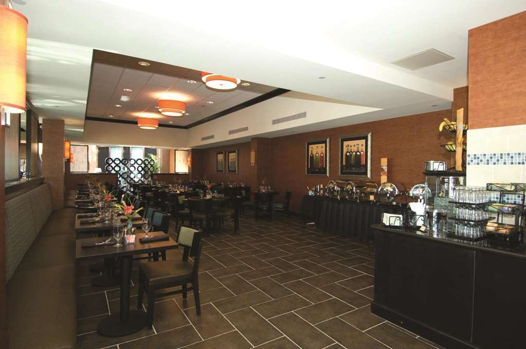 Doubletree Suites By Hilton Bentonville Restauracja zdjęcie